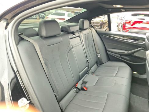 Used 2021 BMW 530i xDrive w/ Premium Package AWD/4WD image 25