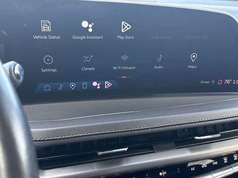 Used 2024 Cadillac XT4 Premium Luxury image 21