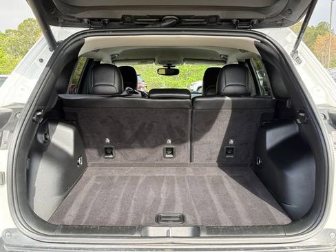 Used 2019 Jeep Cherokee Limited image 28