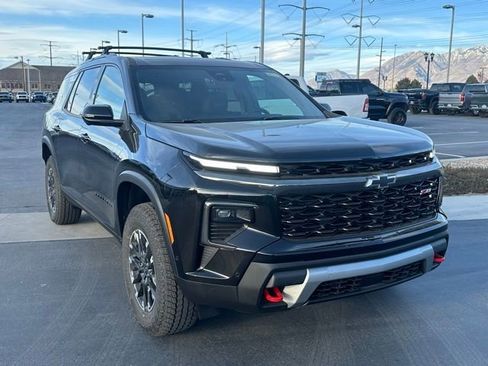 New 2026 Chevrolet Traverse Z71 w/ Enhanced Driving Package AWD/4WD image 28