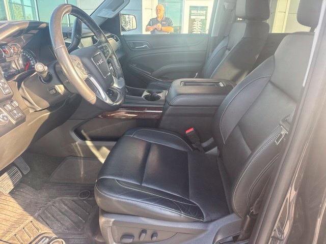 Used 2018 GMC Yukon XL SLT w/ Premium Edition AWD/4WD image 7