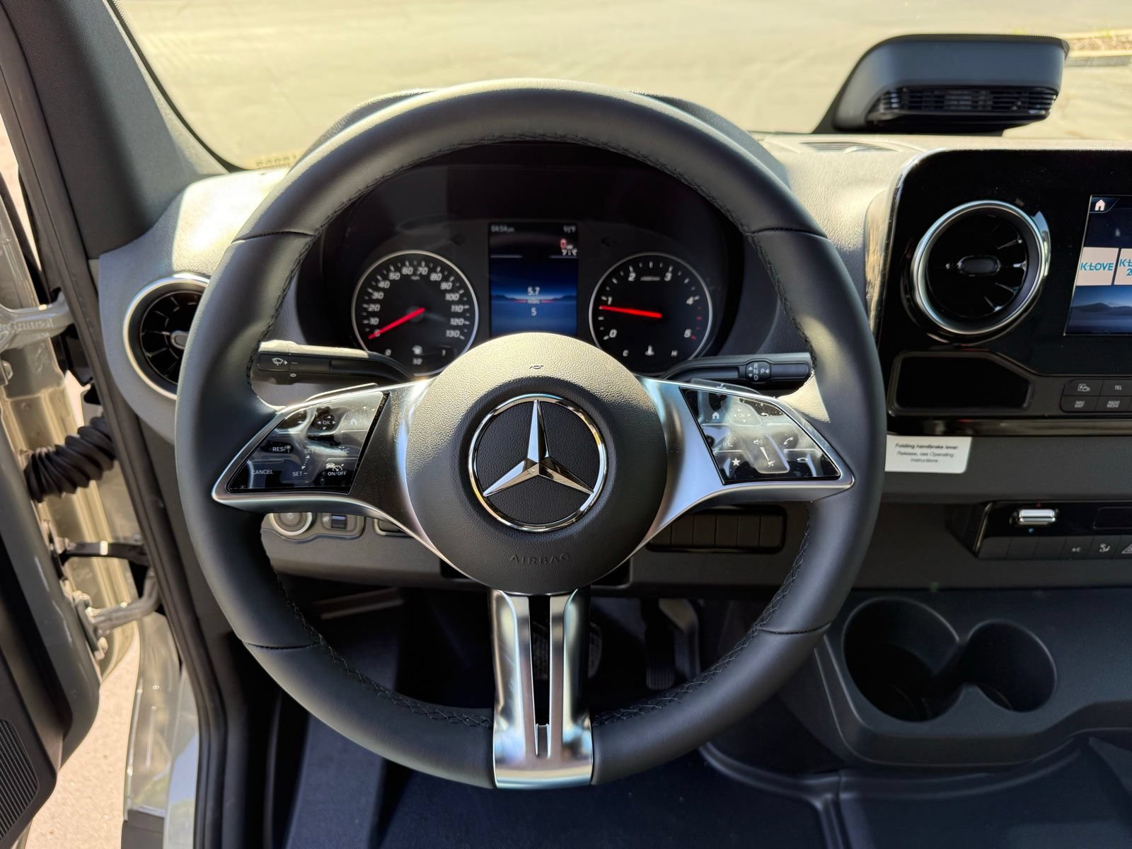 New 2026 Mercedes-Benz Sprinter 2500 image 23