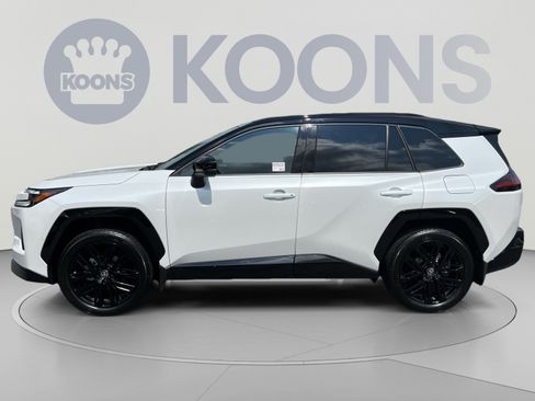 Used 2026 Toyota RAV4 XSE w/ Panoramic Sun Roof Package AWD/4WD image 2