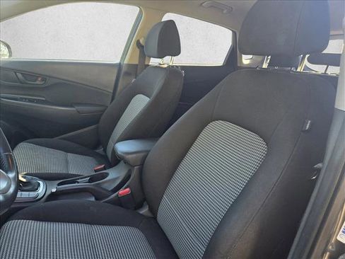 Used 2019 Hyundai Kona SEL image 11