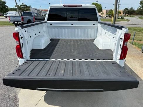 Used 2023 Chevrolet Silverado 1500 LT Trail Boss w/ Convenience Package II AWD/4WD image 12
