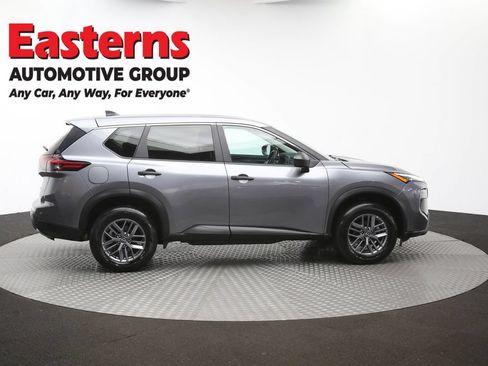 Used 2024 Nissan Rogue S AWD/4WD image 45