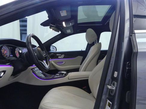 Used 2019 Mercedes-Benz E 300 image 22