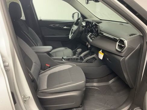 New 2026 Chevrolet TrailBlazer LT image 24