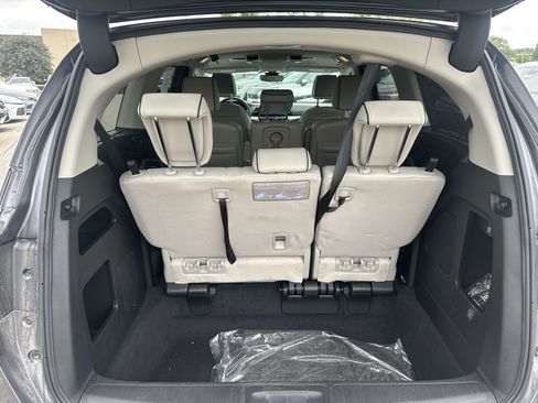 Certified 2026 Honda Odyssey Touring image 12