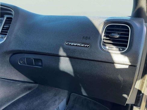 Used 2018 Dodge Charger GT AWD/4WD image 53