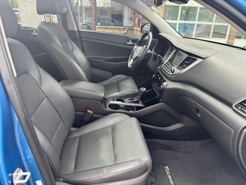 Used 2016 Hyundai Tucson Limited w/ Option Group 03 AWD/4WD image 38