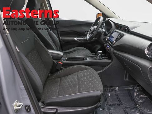 Used 2021 Nissan Kicks SV FWD image 24