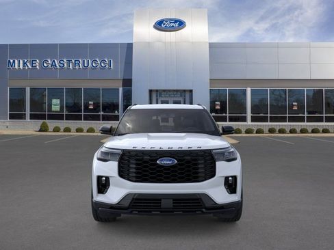 New 2026 Ford Explorer ST-Line w/ ST-Line Street Pack AWD/4WD image 6