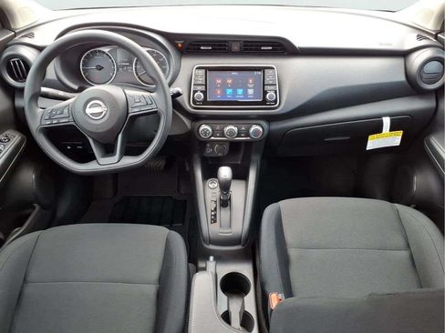 Used 2025 Nissan Kicks Play S FWD image 11