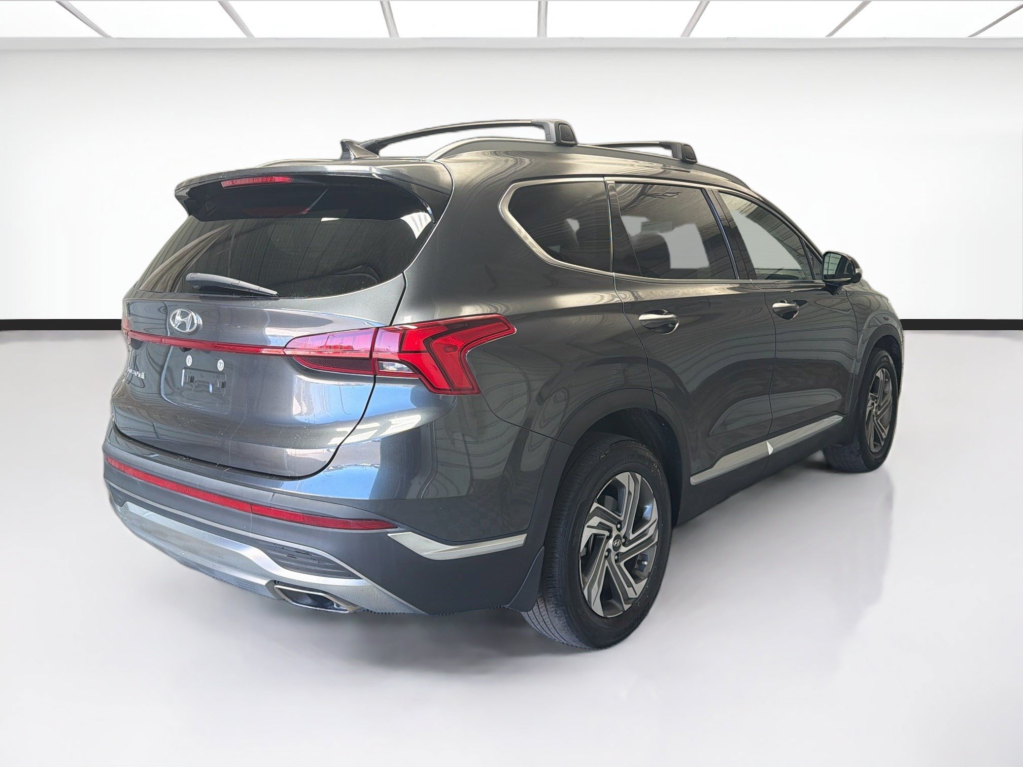 Used 2023 Hyundai Santa Fe SEL w/ Premium Package FWD image 4