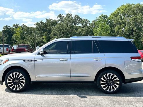 Used 2022 Lincoln Navigator Black Label AWD/4WD image 12