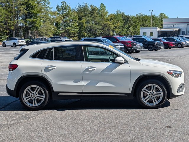 Used 2021 Mercedes-Benz GLA 250 4MATIC w/ Premium Package image 8