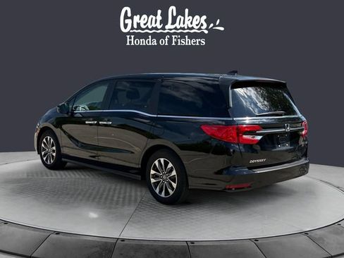 Used 2024 Honda Odyssey EX-L image 3