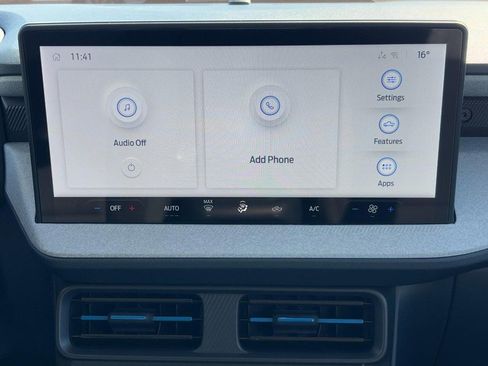 New 2025 Ford Maverick XLT image 8