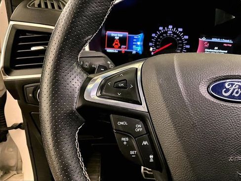Used 2019 Ford Edge ST w/ Equipment Group 401A AWD/4WD image 17