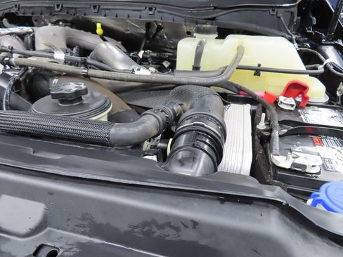 Used 2024 Ford F250 Platinum image 34