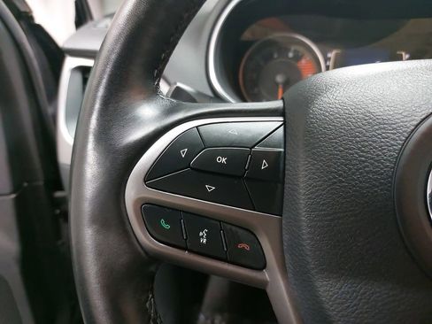 Used 2021 Jeep Cherokee Latitude Lux image 16