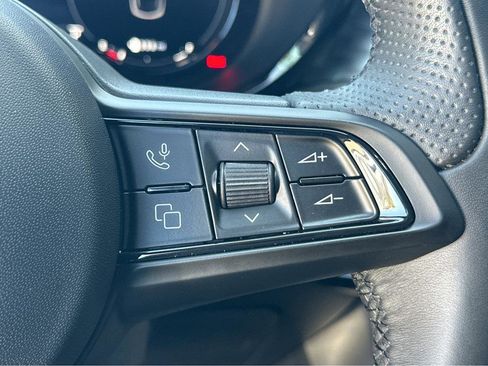 Used 2024 Alfa Romeo Tonale Ti image 23