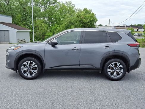 Used 2022 Nissan Rogue SV AWD/4WD image 4
