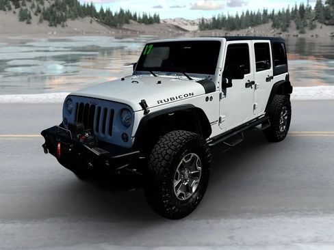 Used 2017 Jeep Wrangler Unlimited Rubicon w/ Connectivity Group AWD/4WD image 7