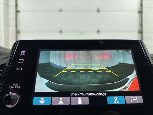 Used 2022 Honda Odyssey Elite image 25