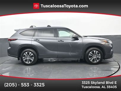 Used 2024 Toyota Highlander XLE