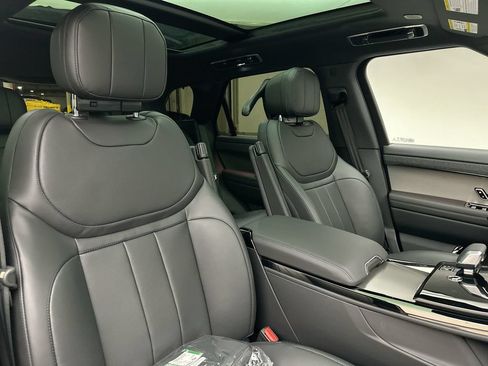 New 2026 Land Rover Range Rover Sport SE AWD/4WD image 6