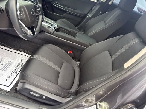 Used 2019 Honda Civic EX image 12