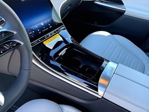 New 2026 Mercedes-Benz GLC 300 image 7
