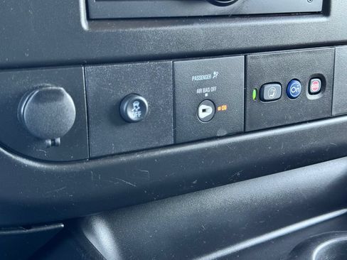 Used 2023 GMC Savana 2500 w/ Driver Convenience Package RWD image 23