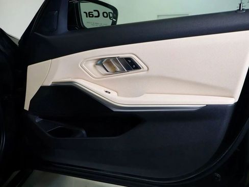 Used 2020 BMW 330i xDrive Sedan w/ Convenience Package image 15