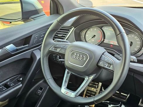 Used 2022 Audi SQ5 Premium image 30