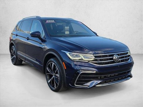Used 2022 Volkswagen Tiguan SEL R-Line AWD/4WD image 3