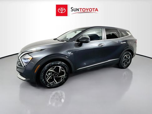 Used 2023 Kia Sportage LX FWD image 9