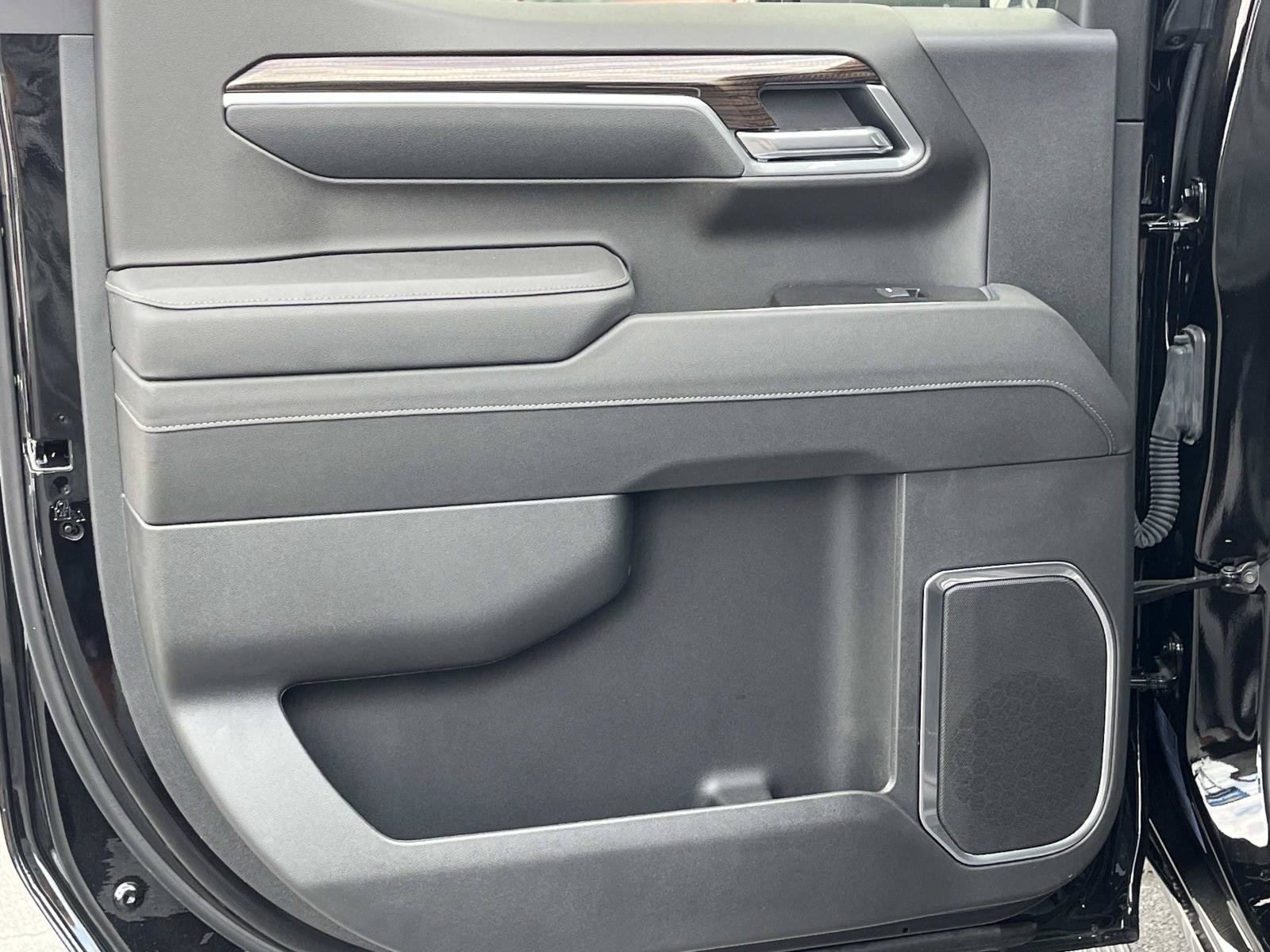 New 2026 Chevrolet Silverado 1500 RST AWD/4WD image 19
