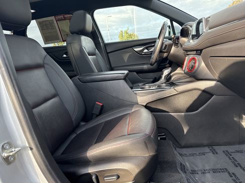Used 2022 Chevrolet Blazer RS w/ Enhanced Convenience Package image 25