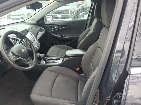 Used 2023 Chevrolet Malibu LS image 22