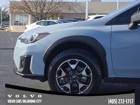 Used 2020 Subaru Crosstrek 2.0i image 6
