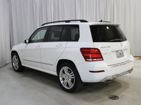 Used 2015 Mercedes-Benz GLK 350 4MATIC image 4