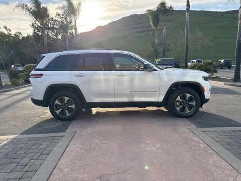 Used 2023 Jeep Grand Cherokee 4WD 4xe image 8