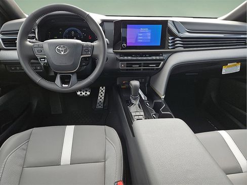 New 2026 Toyota Camry SE image 14