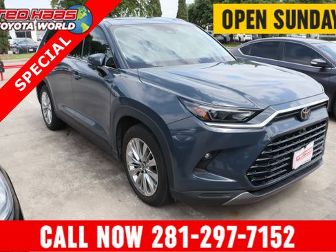 Used 2024 Toyota Grand Highlander AWD image 1
