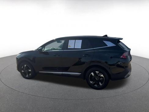 Used 2026 Kia Sportage LX FWD image 9