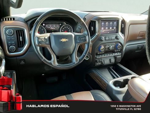 Used 2022 Chevrolet Silverado 2500 High Country w/ Technology Package image 25