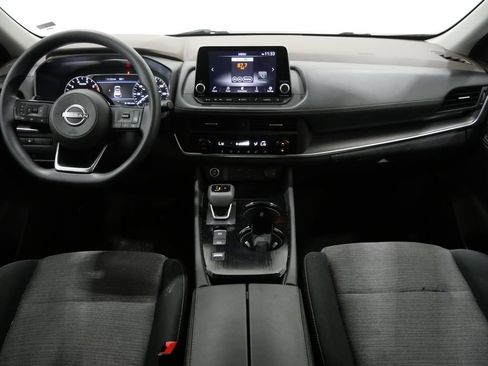 Used 2023 Nissan Rogue SV FWD image 9